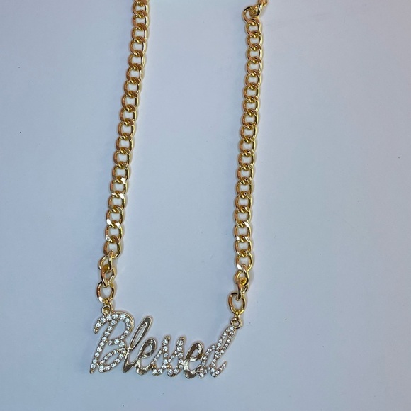 J. ELISE BOUTIQUE GOLD CRYSTAL PENDANT CHAIN LINK NECKLACE AND EARRING SET - Picture 4 of 11